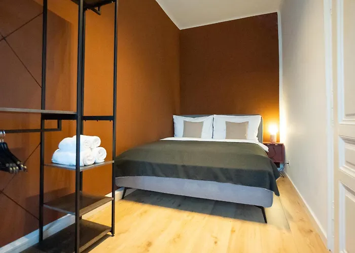 Bright 1br With A Queen-size Bed Apartament
