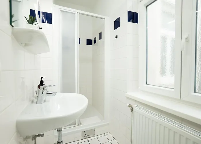Apartament Bright 1br With A Queen-size Bed