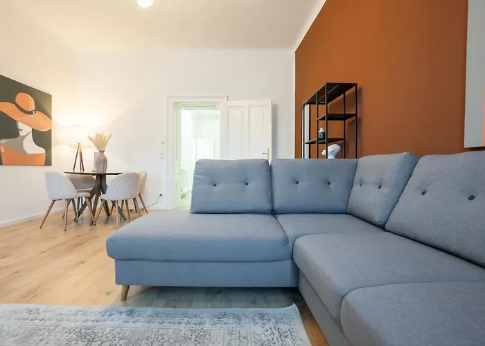 Bright 1br With A Queen-size Bed