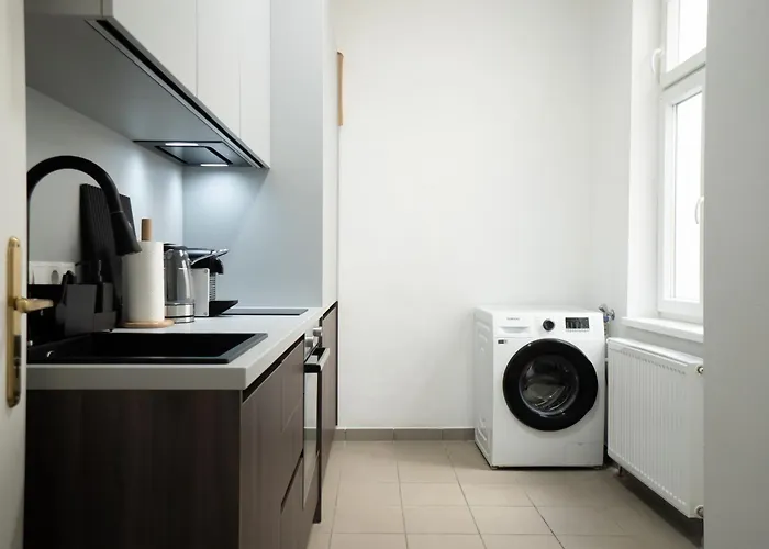 Apartament Bright 1br With A Queen-size Bed
